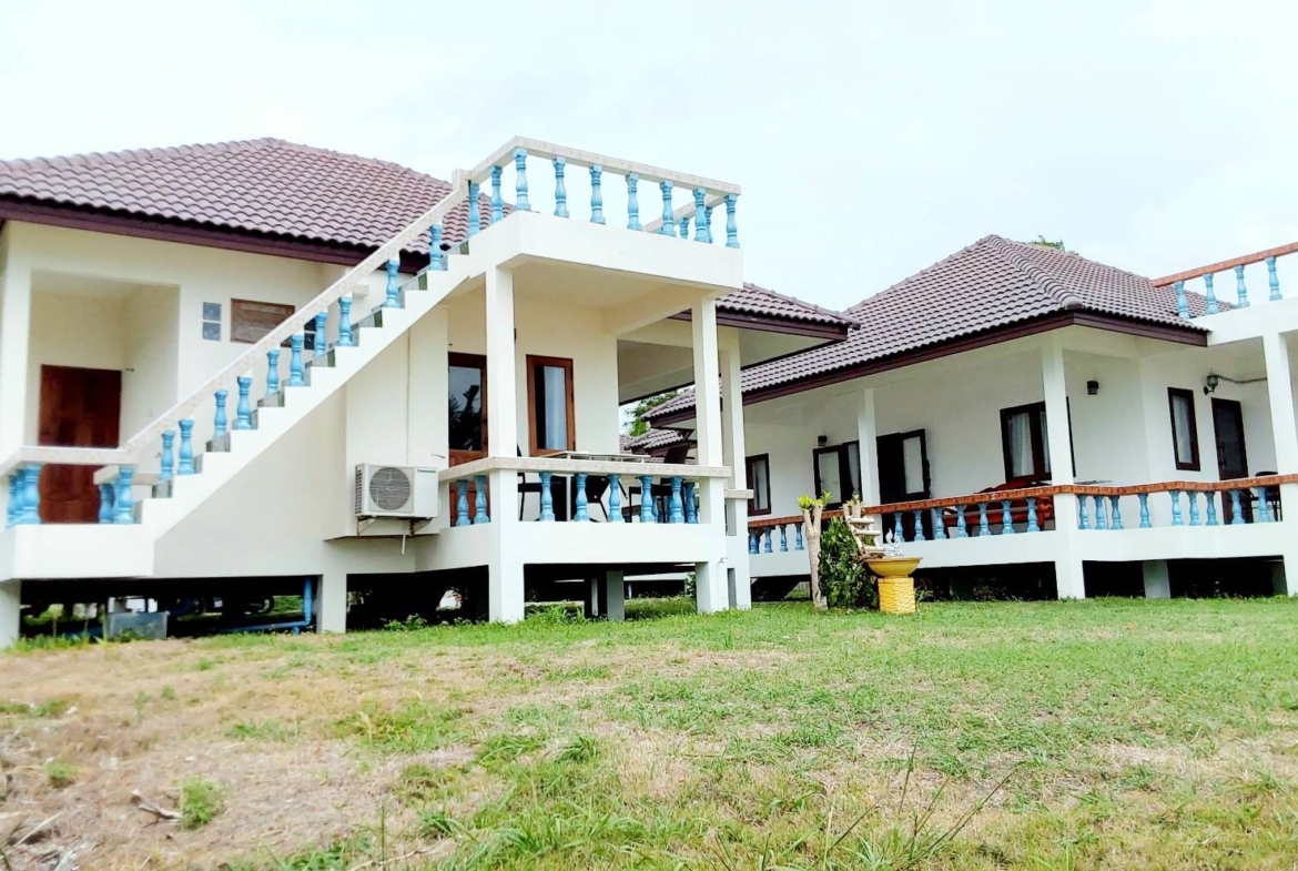 HOUSE FOR RENT