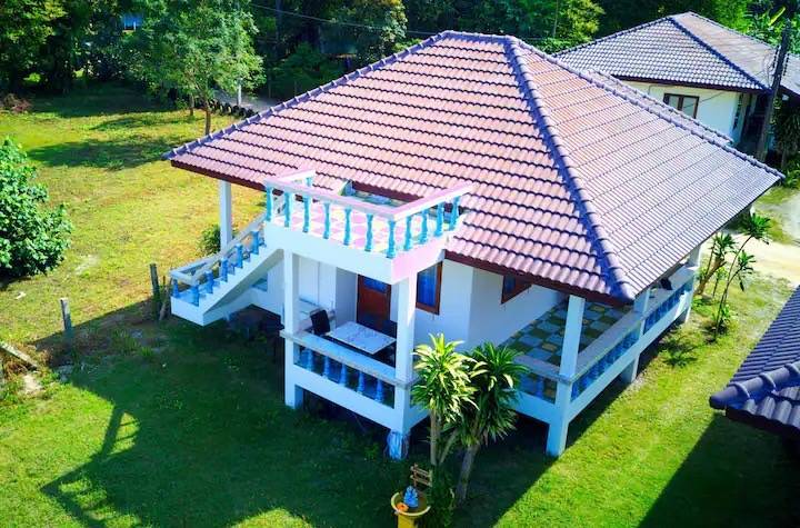 HOUSE FOR RENT