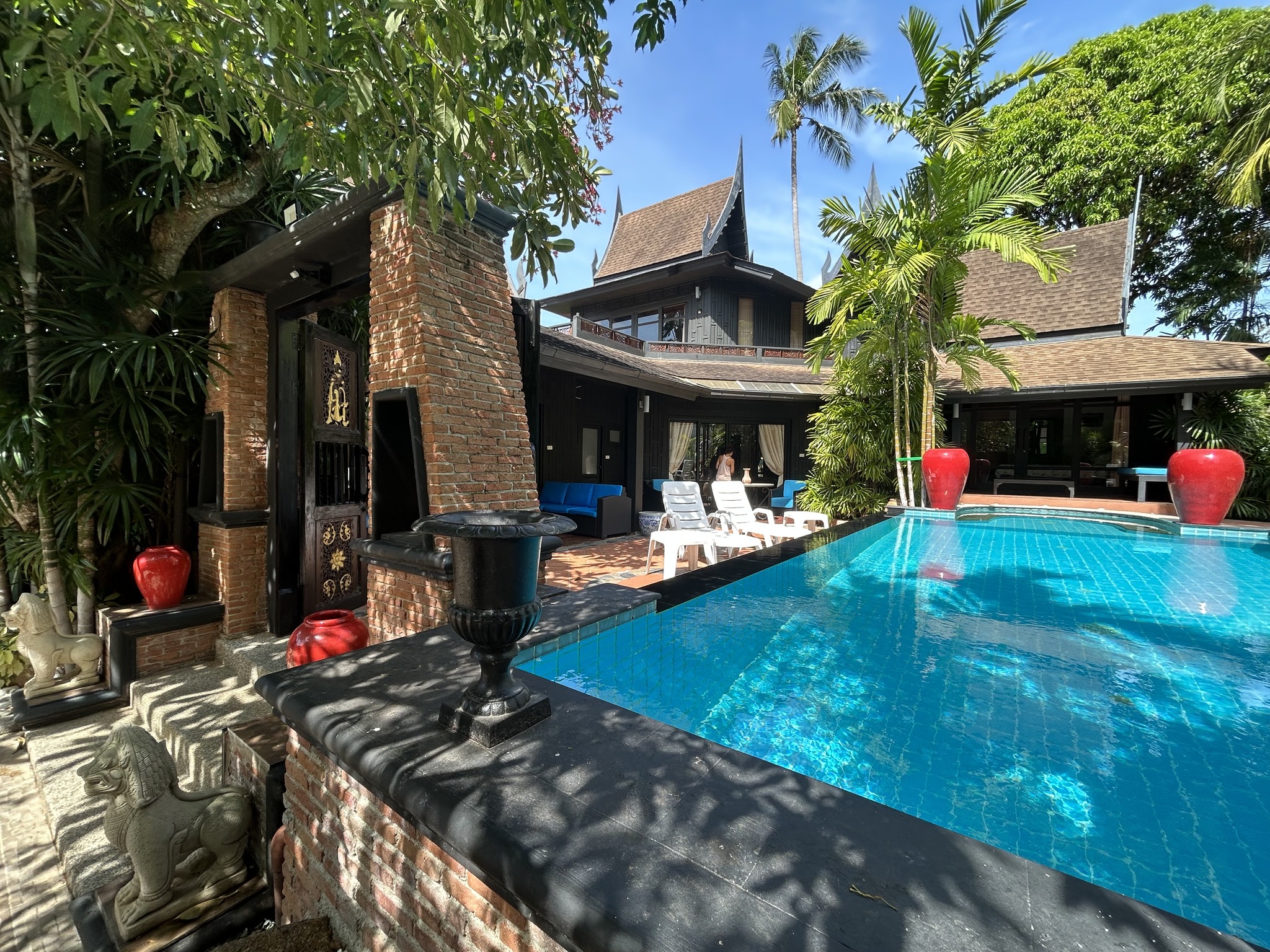 Villa for sale