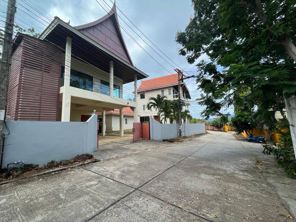 Thai style house in bangrak Koh samui