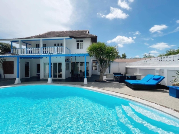 Pool villa in Bangrak